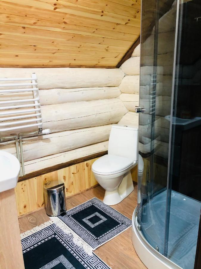 У Віти Котедж4 Synevyrsʼka Polyana Exterior foto